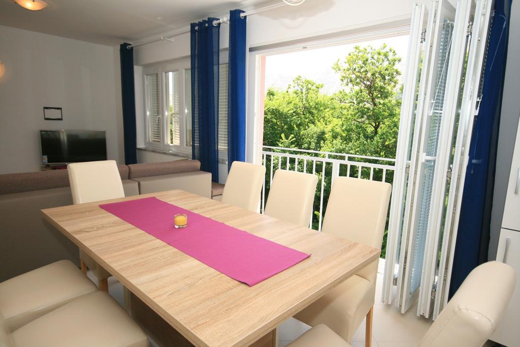 Apartment Mimoza 6, Baska, Krk Экстерьер фото